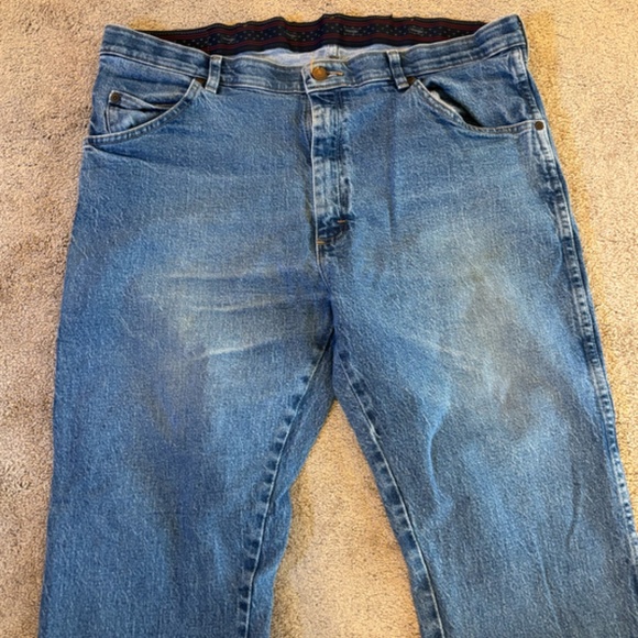 Mens Wrangler Jeans Size 40 X 29 Regular Fit - Picture 2 of 6